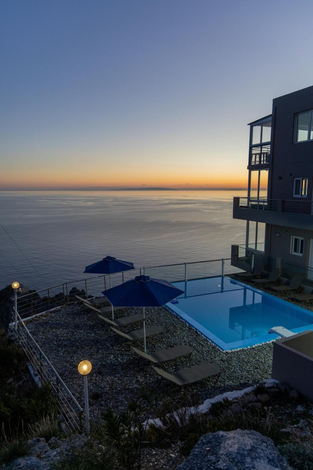 Akrotiri Panorama- Luxury Rental Apartments With Sea View Rodhákinon Exterior foto