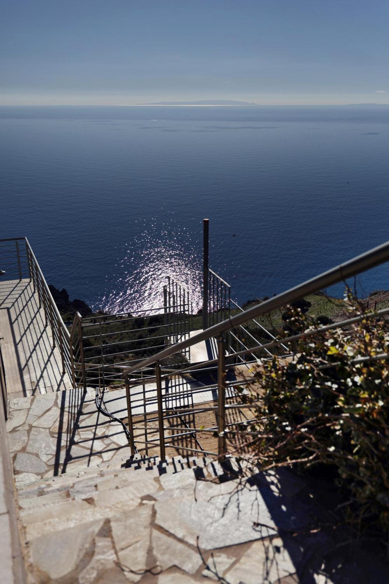 Akrotiri Panorama- Luxury Rental Apartments With Sea View Rodhákinon Exterior foto