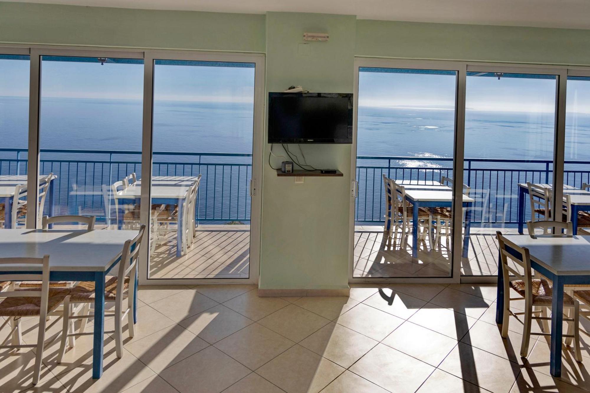 Akrotiri Panorama- Luxury Rental Apartments With Sea View Rodhákinon Exterior foto
